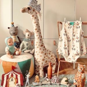 Giraffe plush toy baby room deco